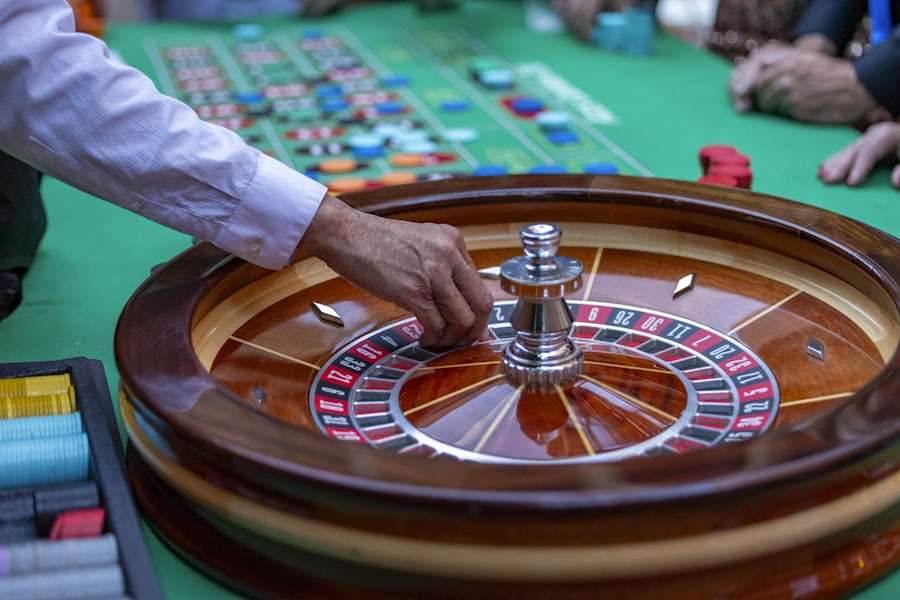 Suasana kasino sebagai ilustrasi bonus live casino